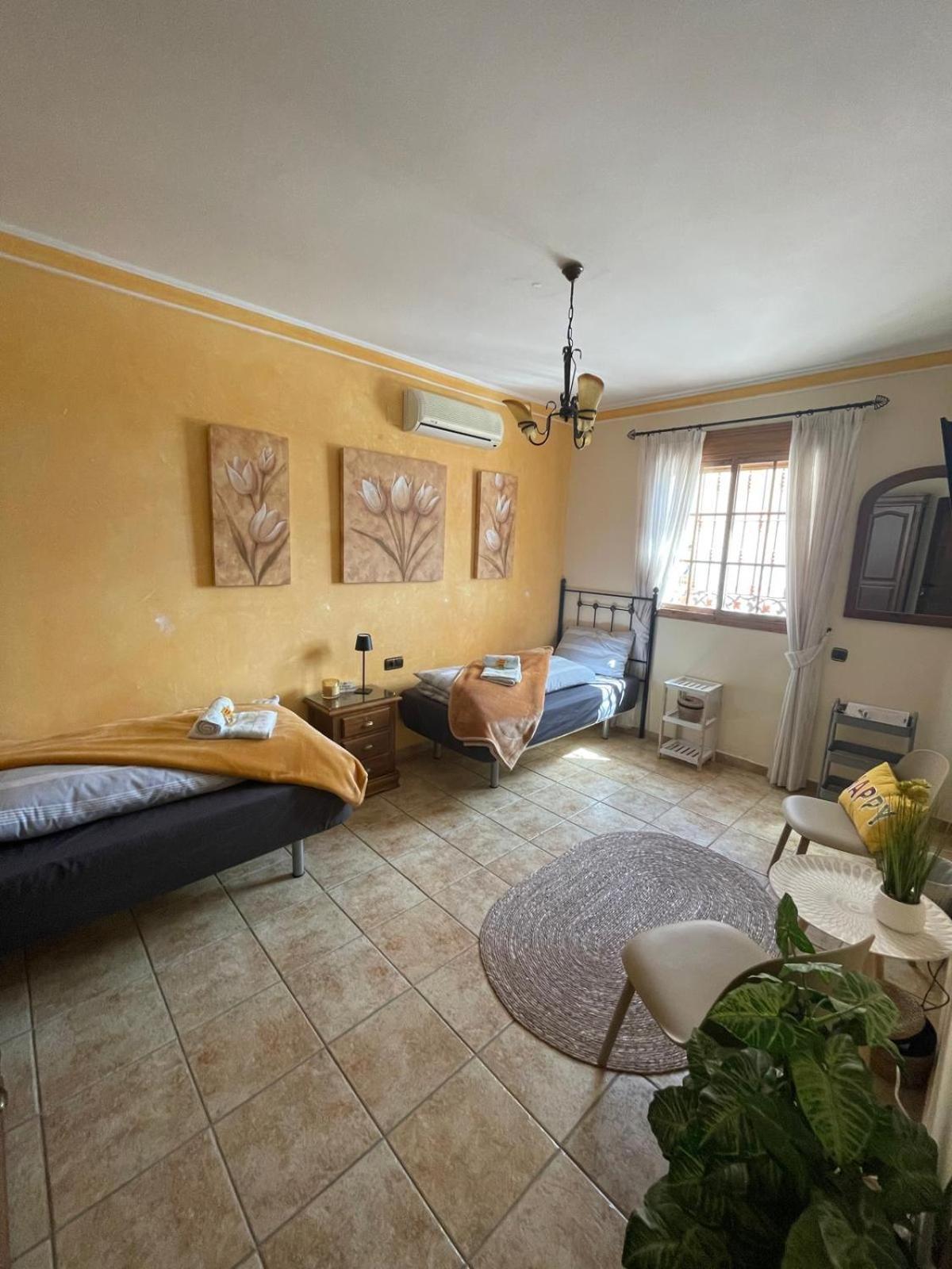 La Casa Del Corazon - Seaview - Breakfast - Netflix Apartment